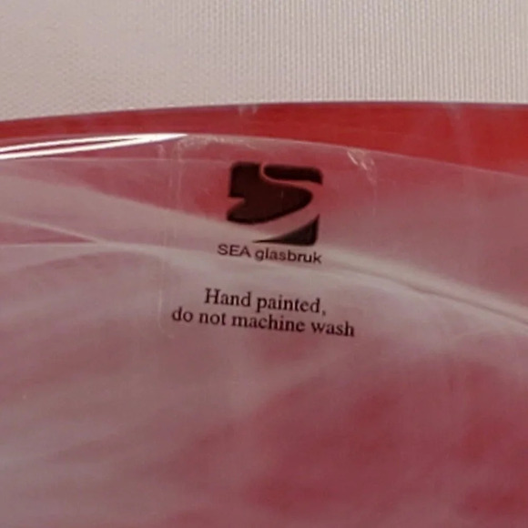 SEA Glasbruk Kosta Boda Sweden Art Glass Blown Bowl Red W/ White Smoke Painted - Picture 4 of 12